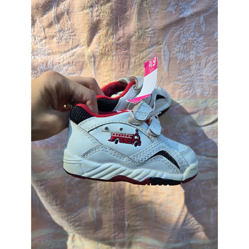90s Firetruck Stride Rite Sneakers size 6.5 toddler